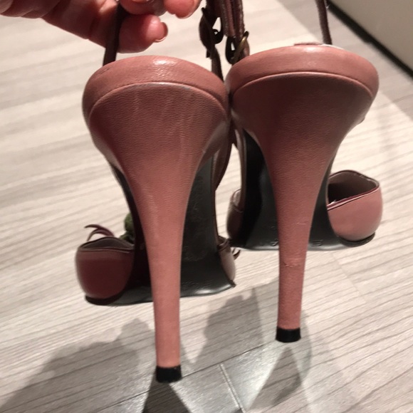 Shoes - Picture 4 of 4